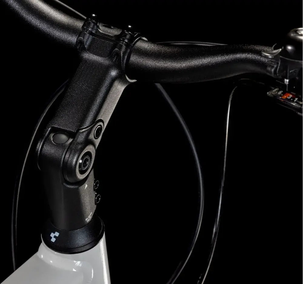 Cube Touring ONE