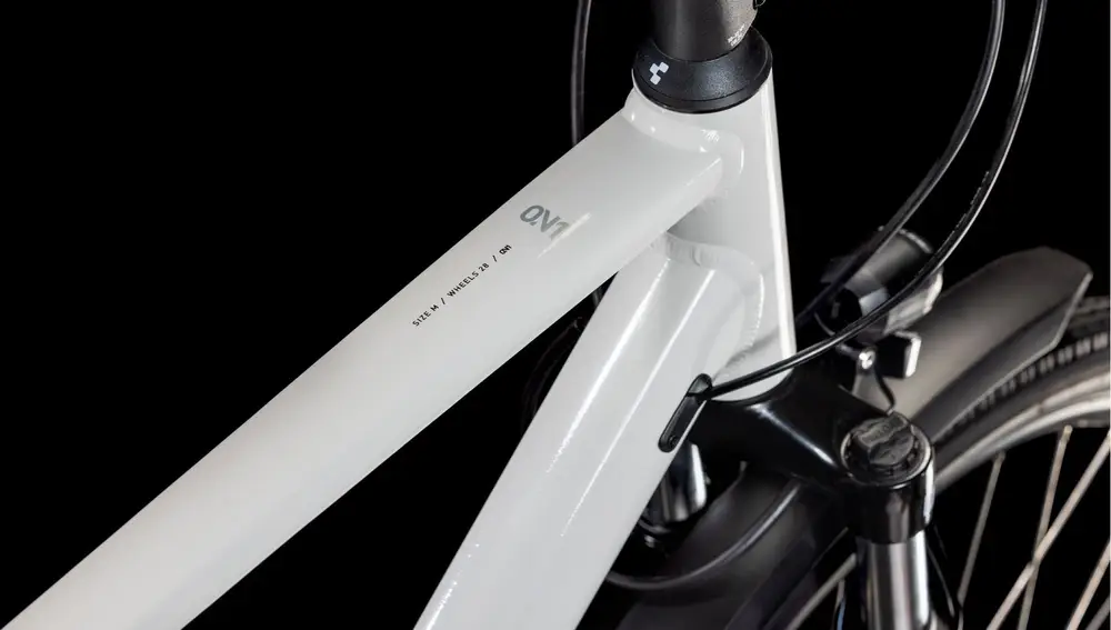 Cube Touring ONE